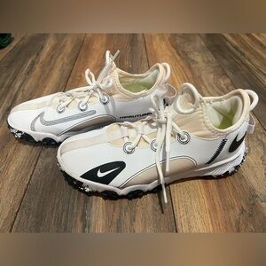 { nike } boys future turf shoes